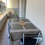 Parking Prive Gratuit, Balcon, 2 Clermont-Ferrand