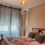Parking Prive Gratuit, Balcon, 2 Clermont-Ferrand