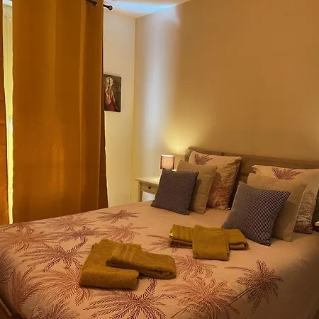 Appartement Parking Prive Gratuit, Balcon, 2 *